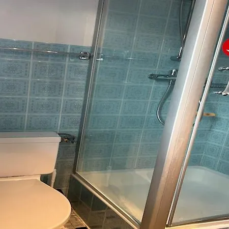 Spacious With Balcony Apartment Veysonnaz